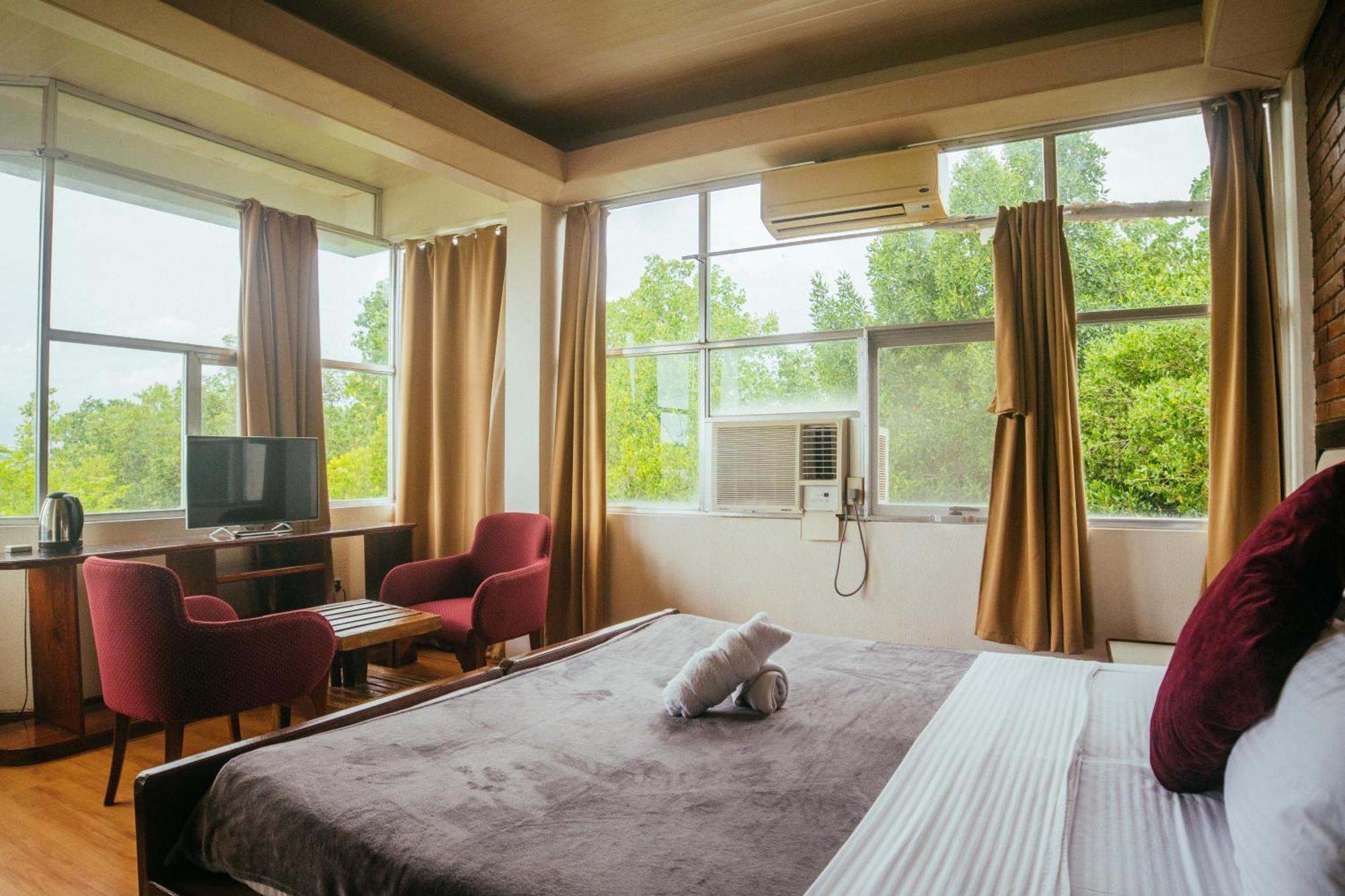 Marina Palawan Boutique Nature Resort Puerto Princesa Ngoại thất bức ảnh